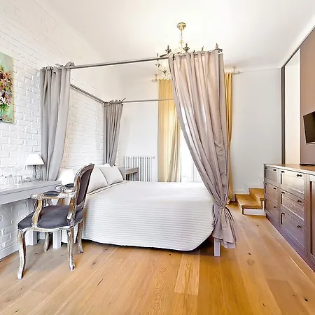 Casa Andrea Πανσιόν 4*