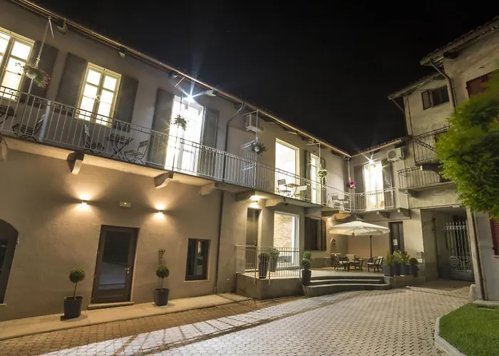 Πανσιόν Corte San Martino 4*
